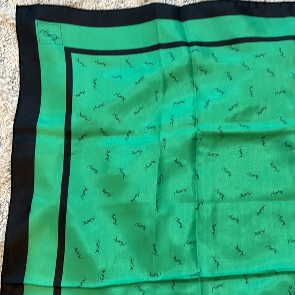 Authentic YSL silk scarf - Picture 6 of 10